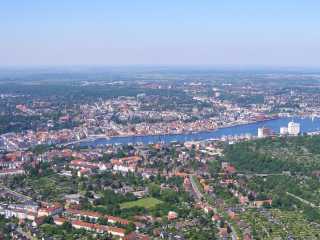 Luftbild Flensburg, Blick über den Flensburger Hafen